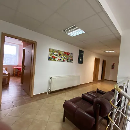 Hust ** Guest house *